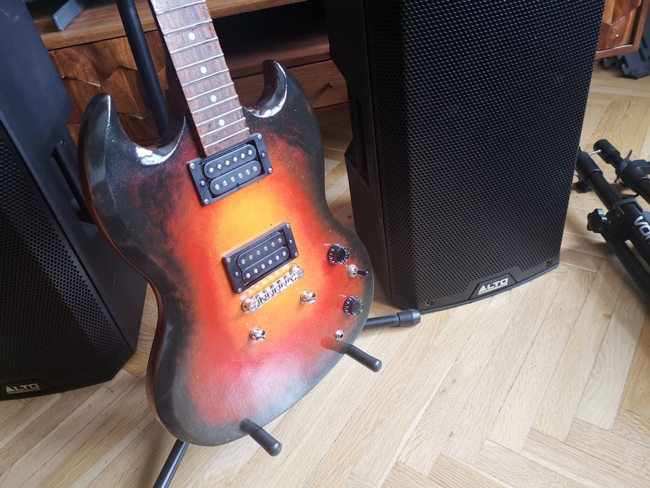 "Gibson" Custom - na bazie Epiphone G310