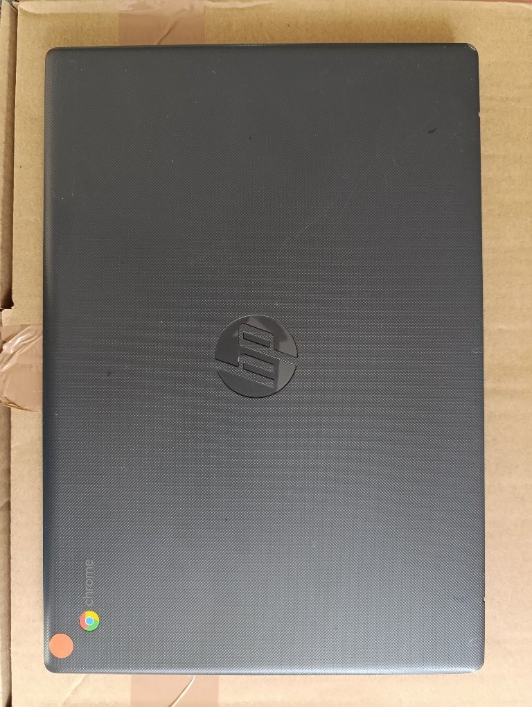Laptop hp powystawowy