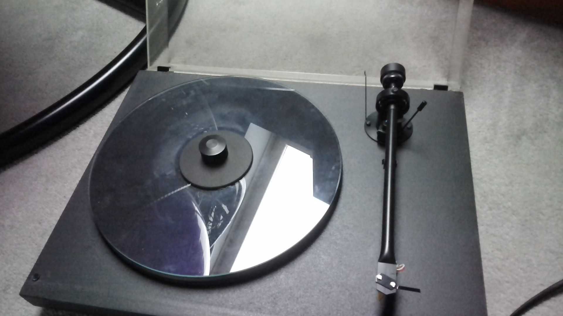 Gramofon Pro-Ject P2