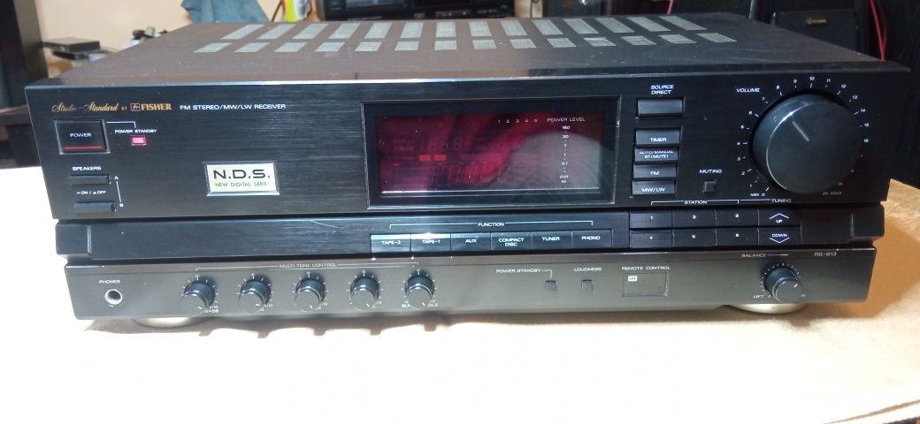 Amplituner stereo Fisher RS-913.