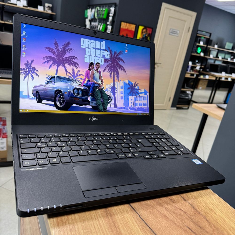 Ноутбук Fujitsu LifeBook A357 / 15.6"