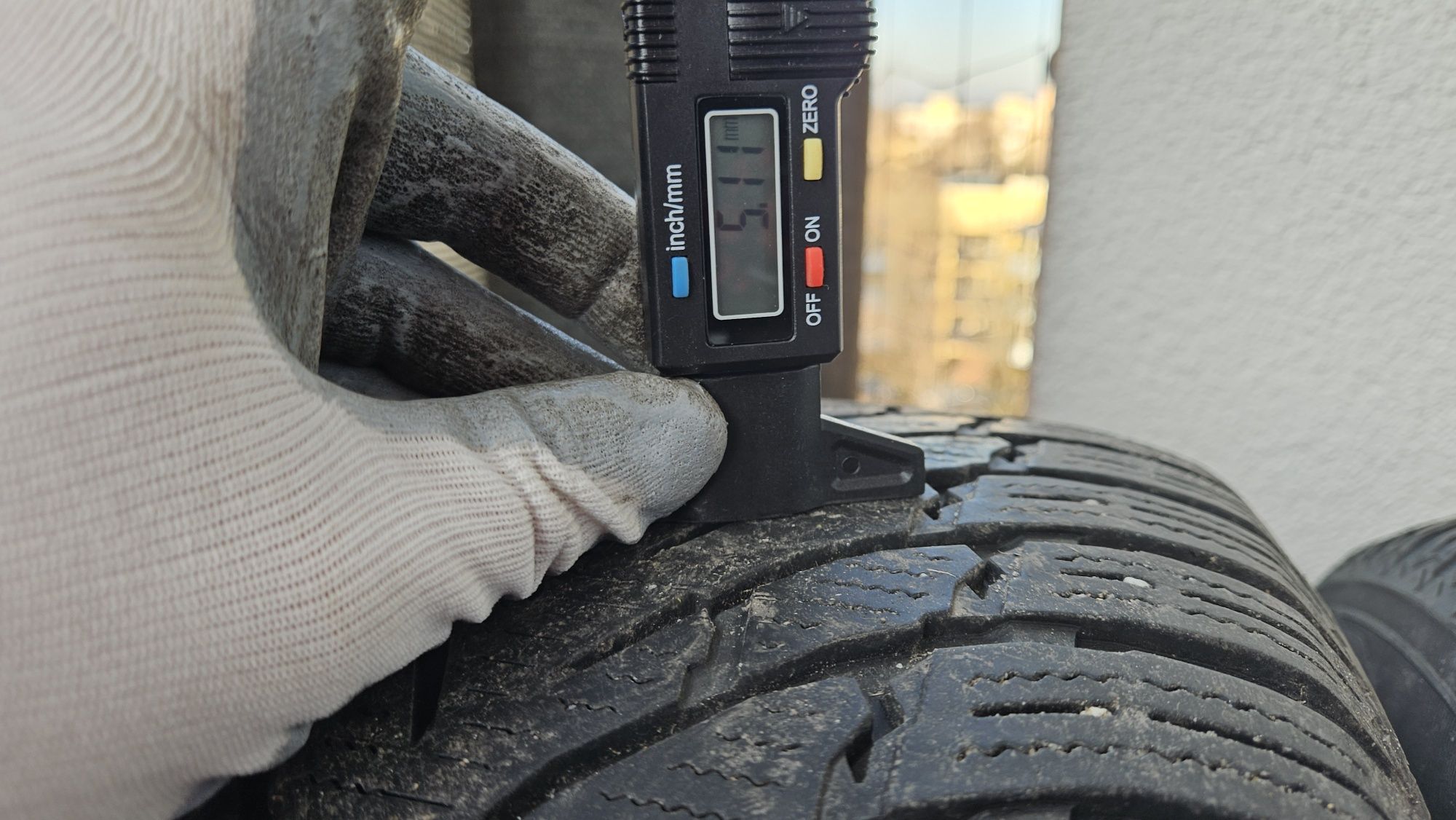Opony zimowe nokian tyres WR SUV 4 235/60/18