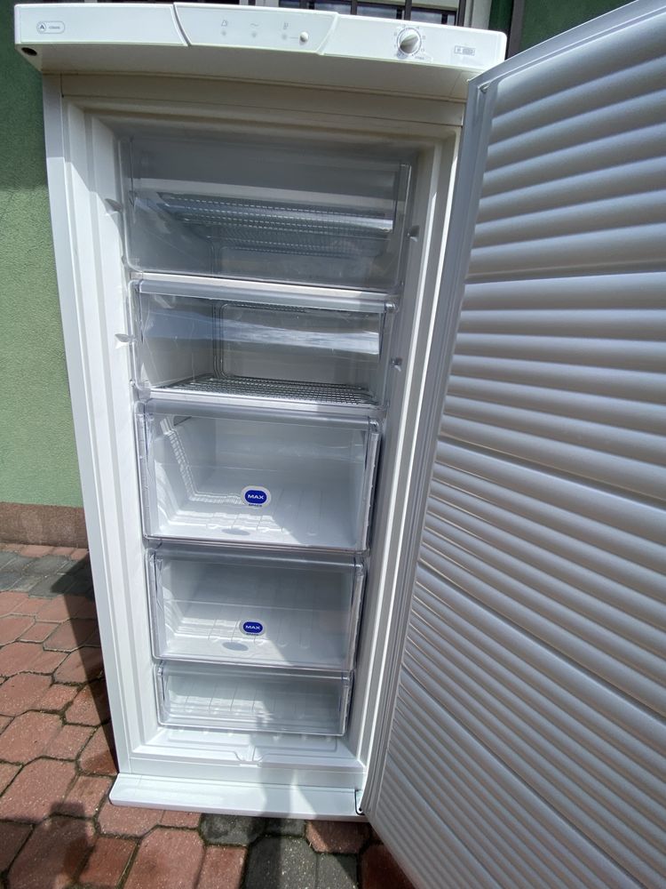 Whirlpool Zamrażarka  wolnostojąca