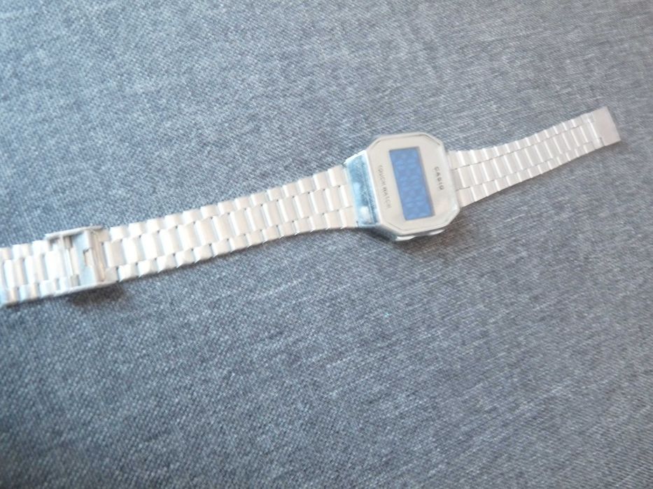 Zegarek elektroniczny Casio Digital Touch Watch