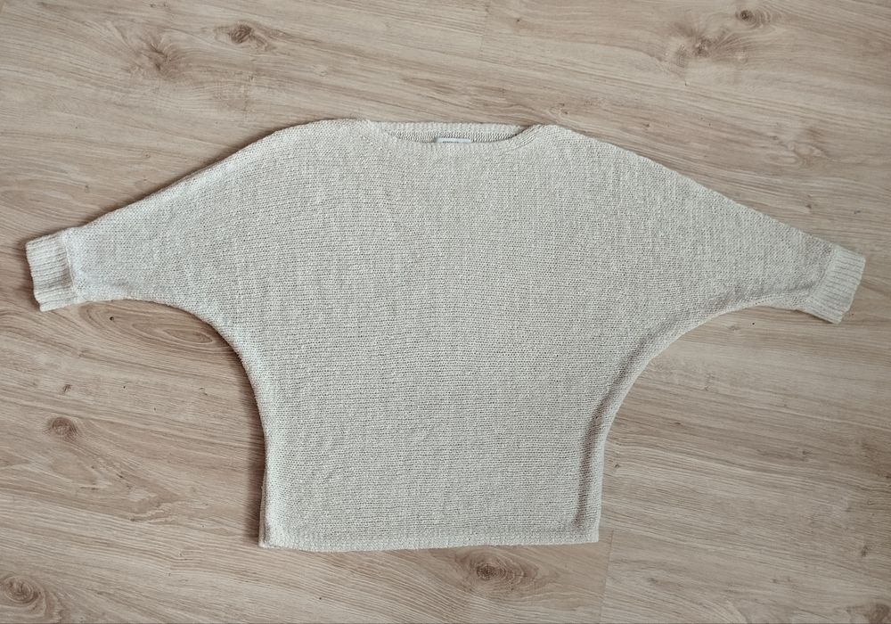 Cienki damski sweterek