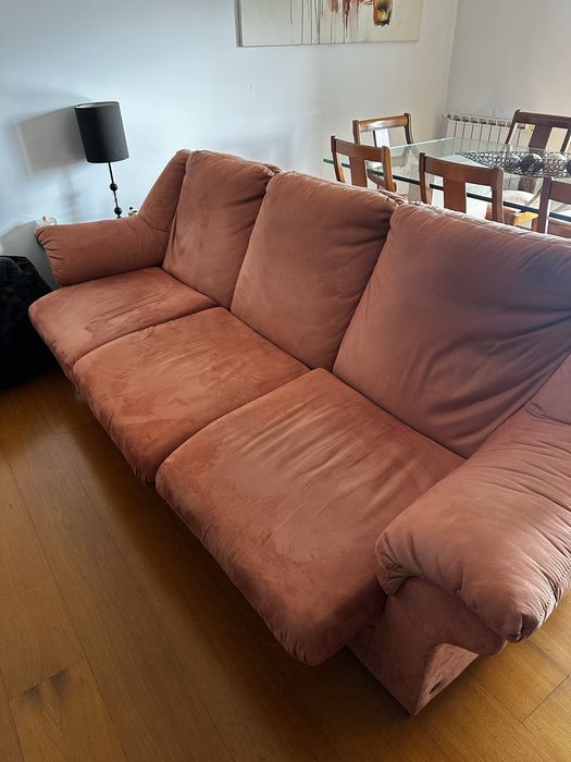 Sofá 3 lugares + puff
