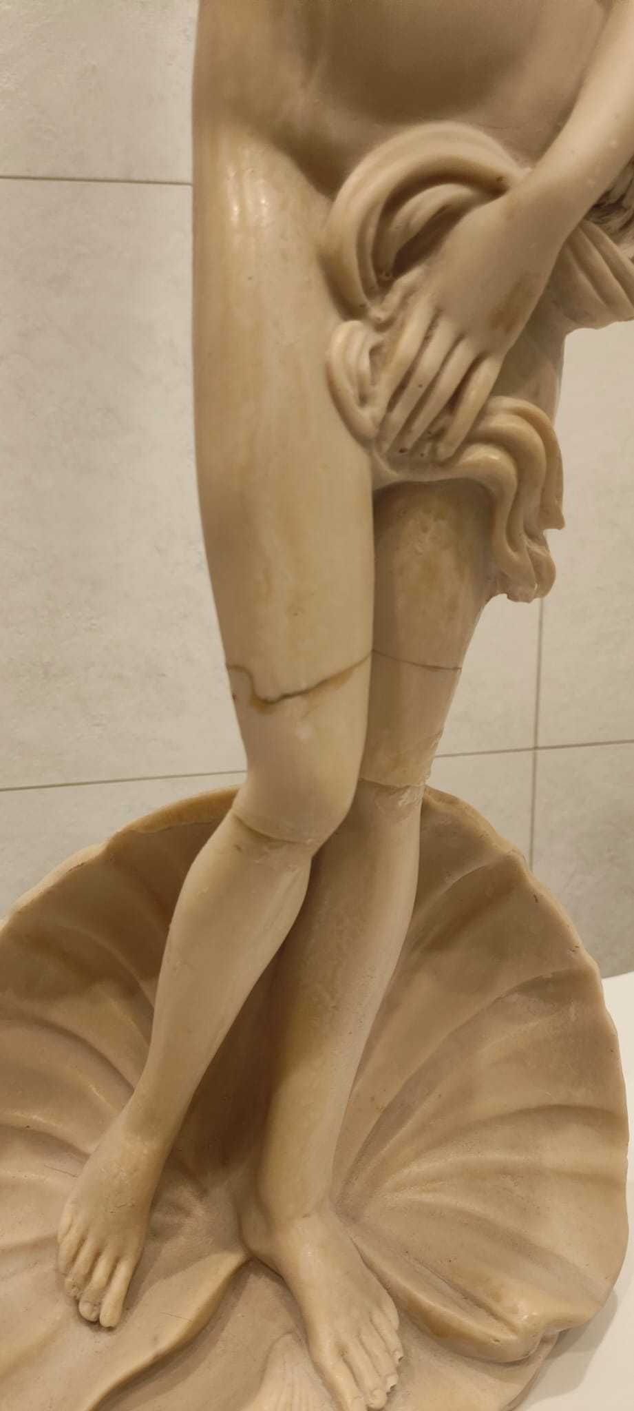 Rzeźba figura alabaster Narodziny Wenus