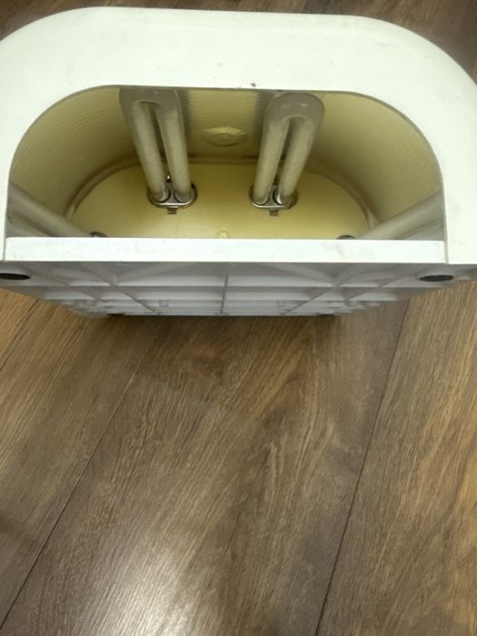 Lampa do paznokci uv wtyczka uk 4 zarówki
