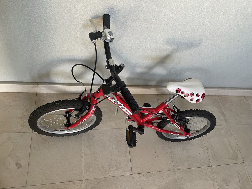Bicicleta em estado novo