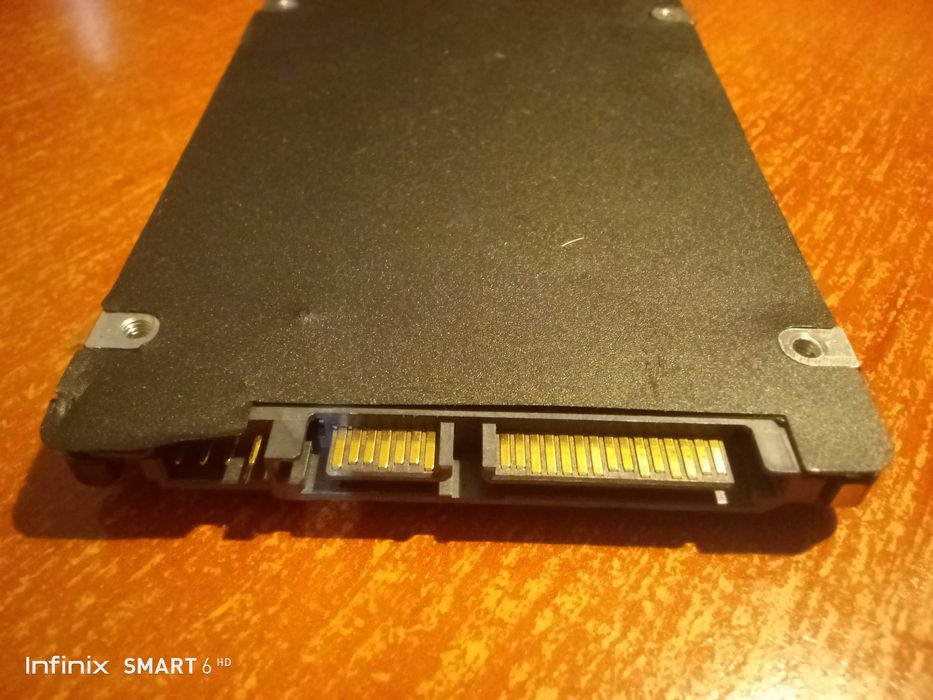 Dysk 2,5 cali 1 TB Samsung oraz 320 GB Western Digital