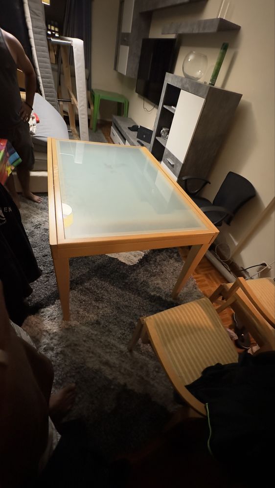Mesa de vidro seminova
