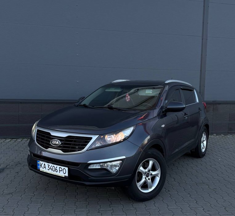 Продам Kia Sportage 1.7 дизель