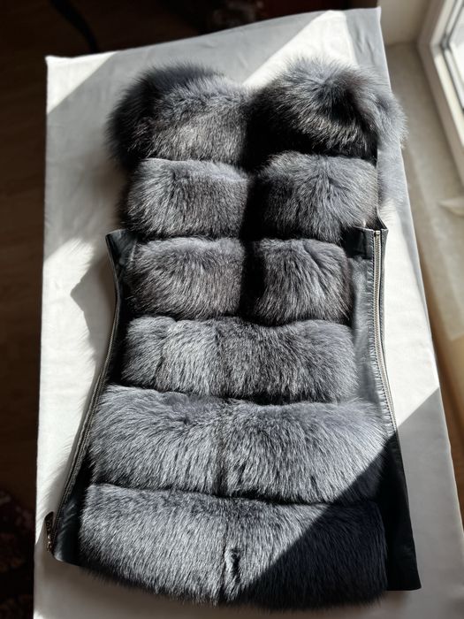 Жилет песець та шкіра