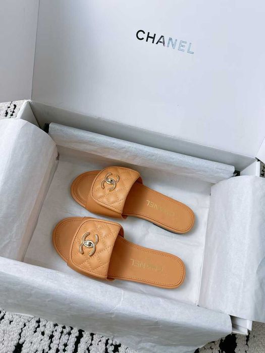 Buty, sandaly klapki, skora 070309