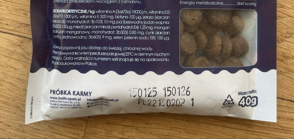 Baltica Adult Salmon Hypoallergenic Łosoś 40g PRÓBKA karmy