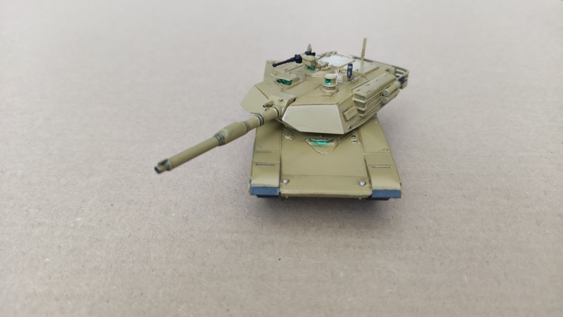 Сборная модель танка 1:72 Abrams M1A1