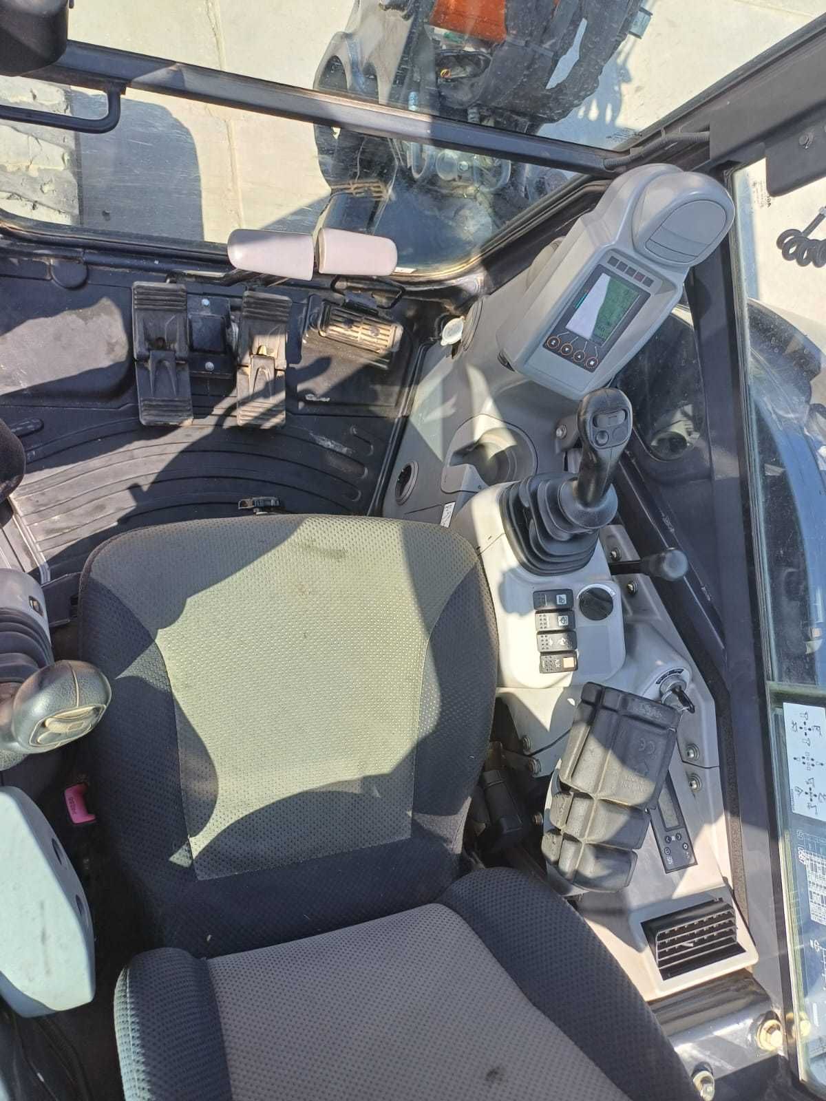 Koparka Gąsienicowa Hitachi ZX48U-5 wypożyczalnia koparki