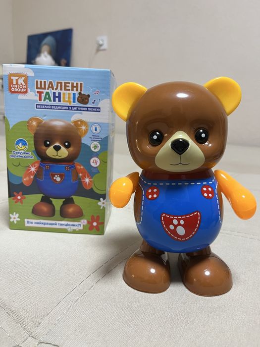 Веселий ведмедик Шалені Танці