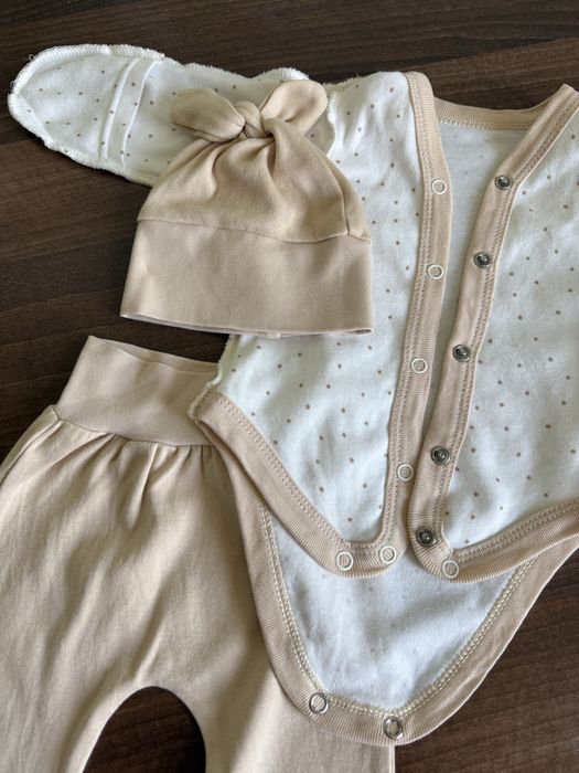 Одяг в пологовий