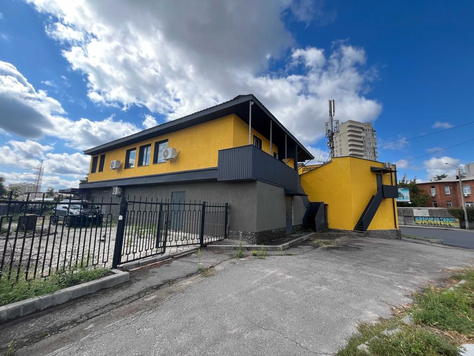 Оренда ОСБ у центрі міста / Харківська набережна / 530,1 м2