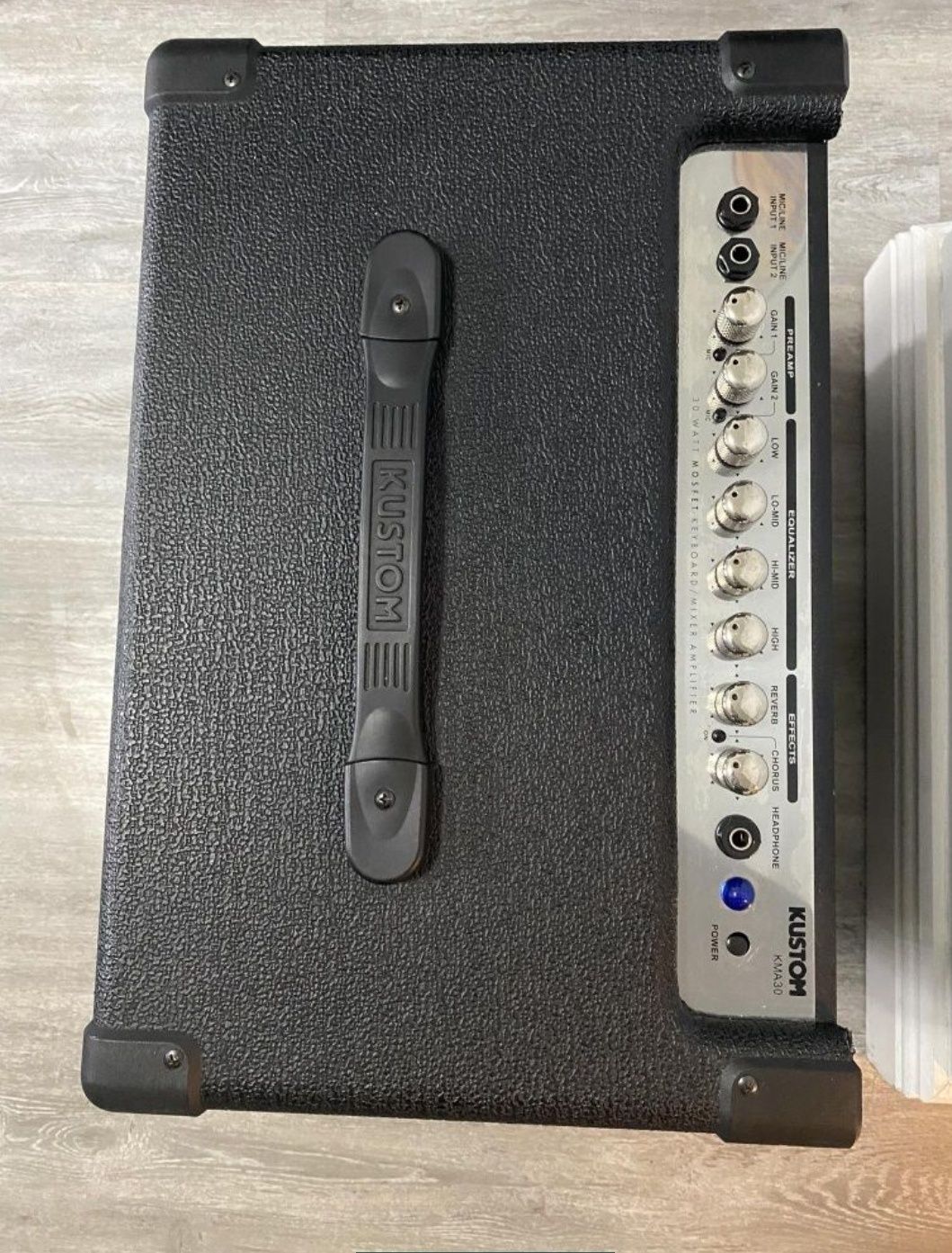 Wzmacniacz Kustom Kma30