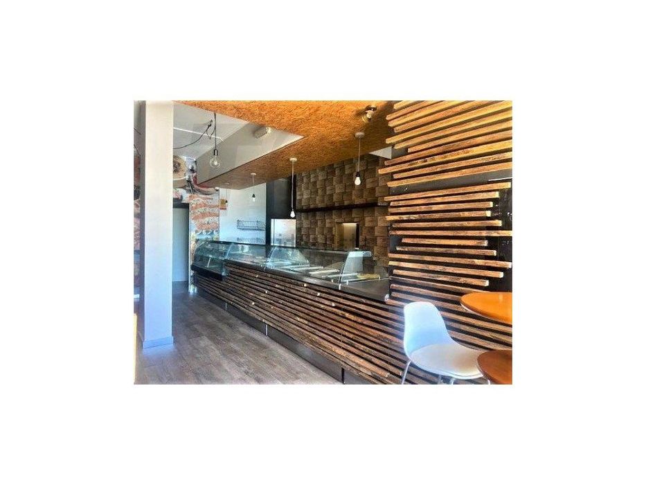 Loja / Restaurante para Venda 150.000€ / Trespasse 50.000€- Santa I...