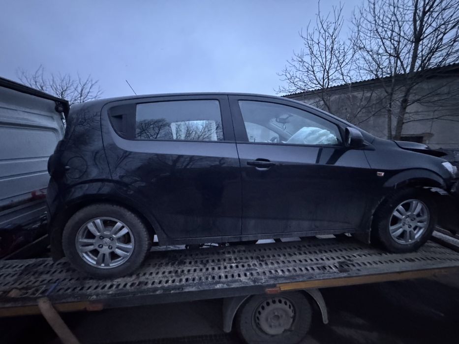 В продажі Chevrolet Aveo після ДТП