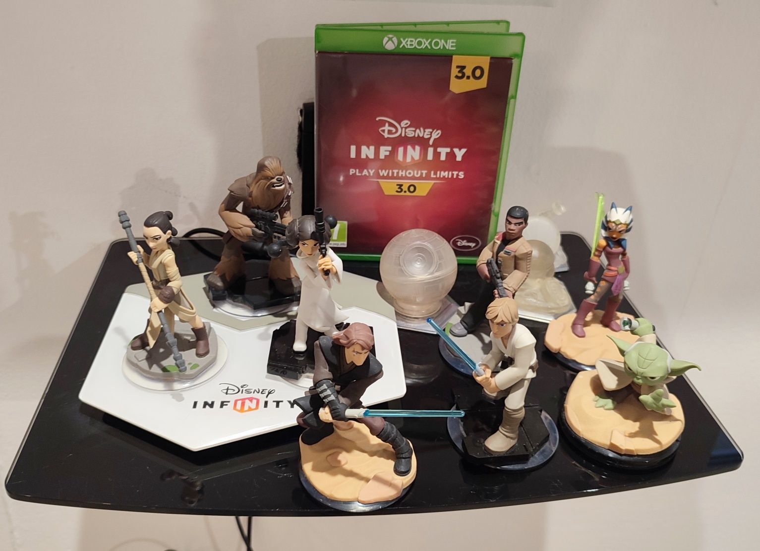 Zestaw Disney Infinity 3.0 Star Wars 10 figurek platforma Xbox One