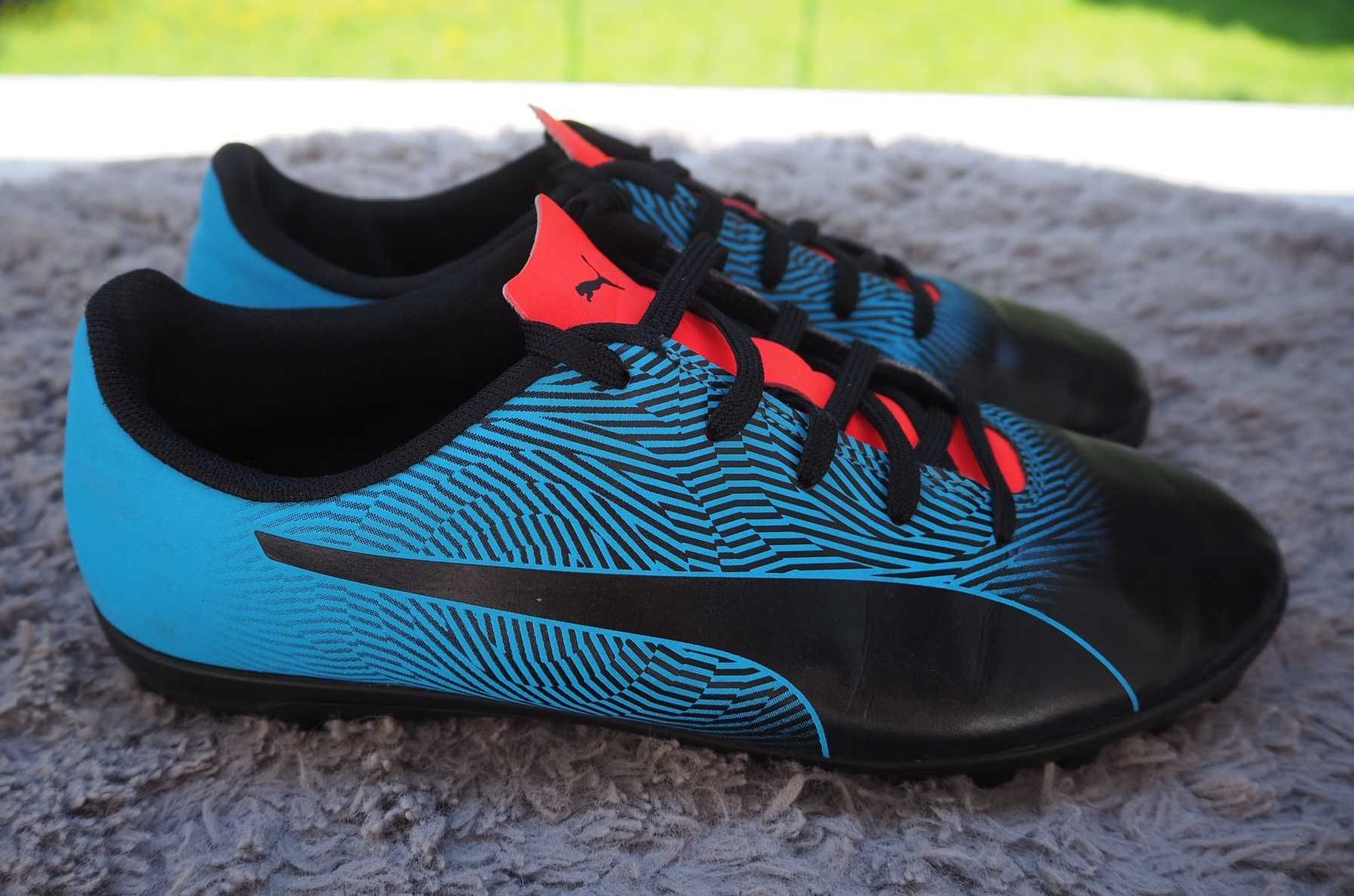 Buty piłkarskie, turfy, korki Puma. Lekkie, wygodne. R. 38,5. Zadbane!
