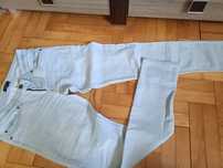 Jasne Jeansy damskie dobre na M