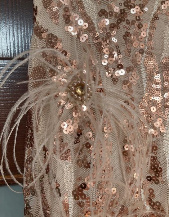 Złota Sukienka z piórami cekiny na cywilny ślub poprawiny studniówka