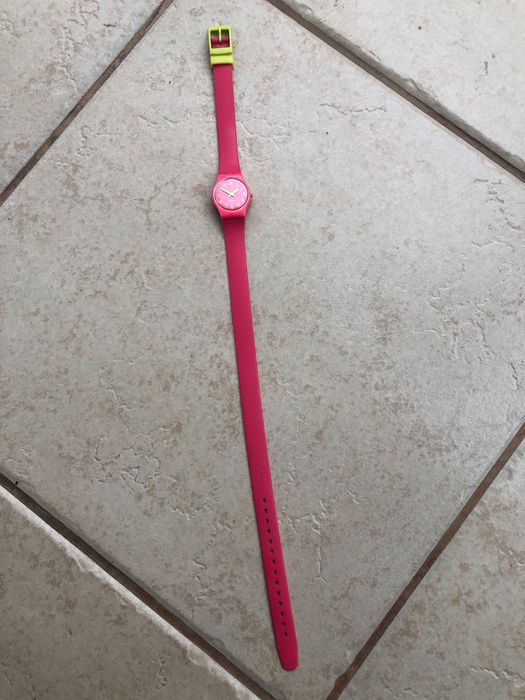 Zegarek Swatch Biko Roose Neon Pink LP131 długi pasek damski