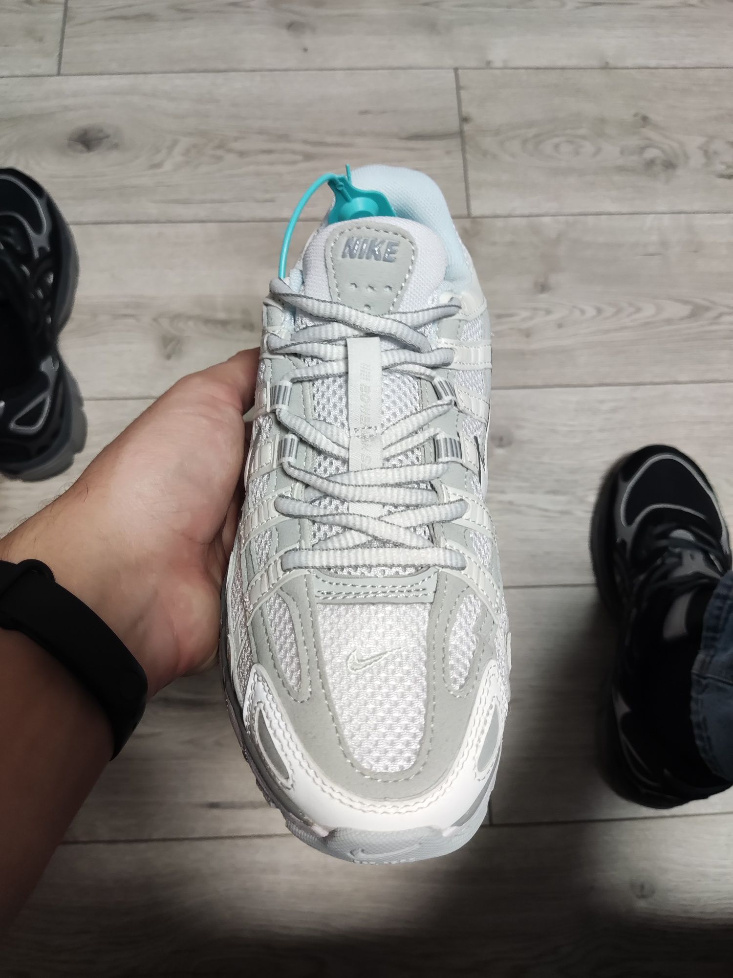 РОЗПРОДАЖ БЕЗ ПЕРЕДОПЛАТИ Nike P-6000 White Grey,жіночі п6000 чоловічі