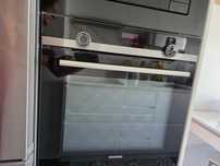 Forno encastrar com sistema de limpeza pirolitica