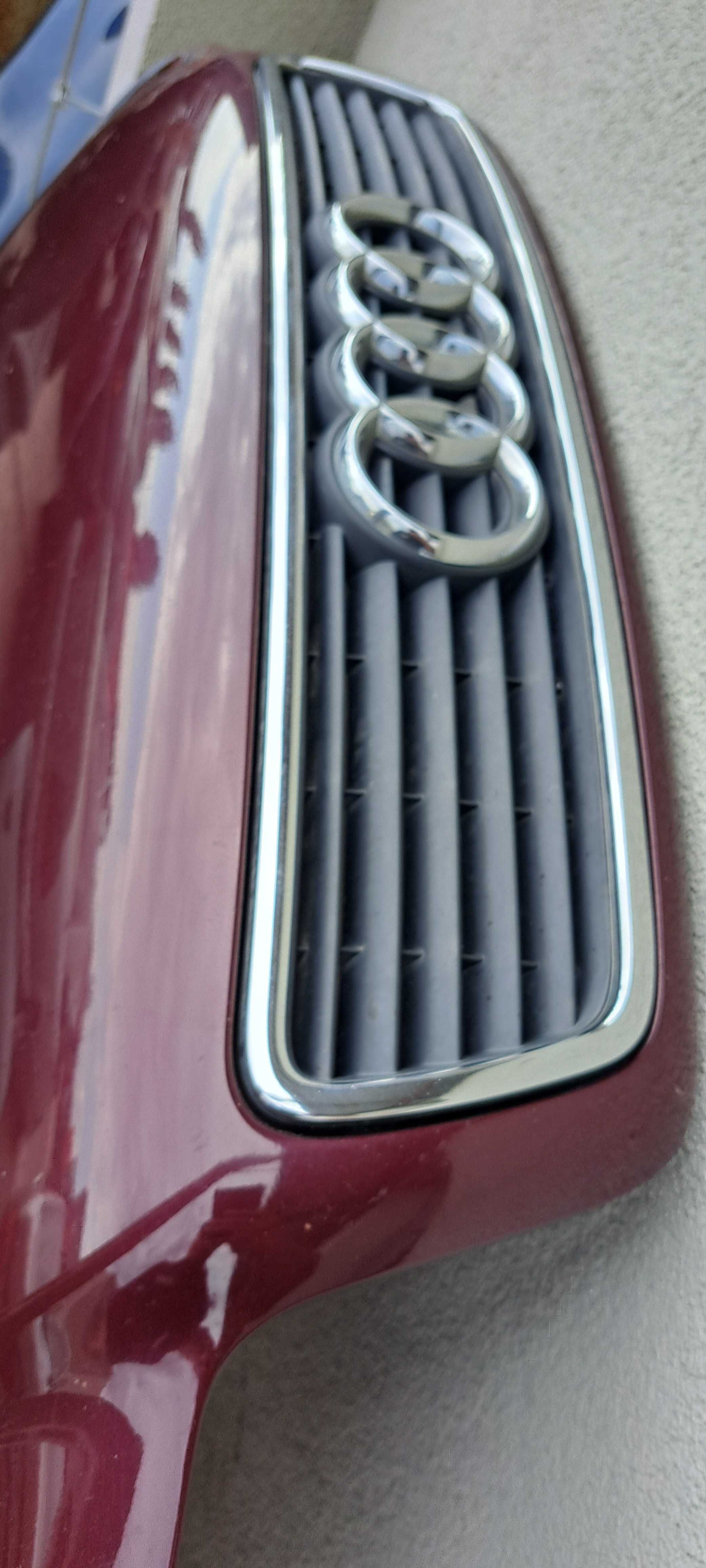 Maska grill Audi A4 B5 LZ3N kpl