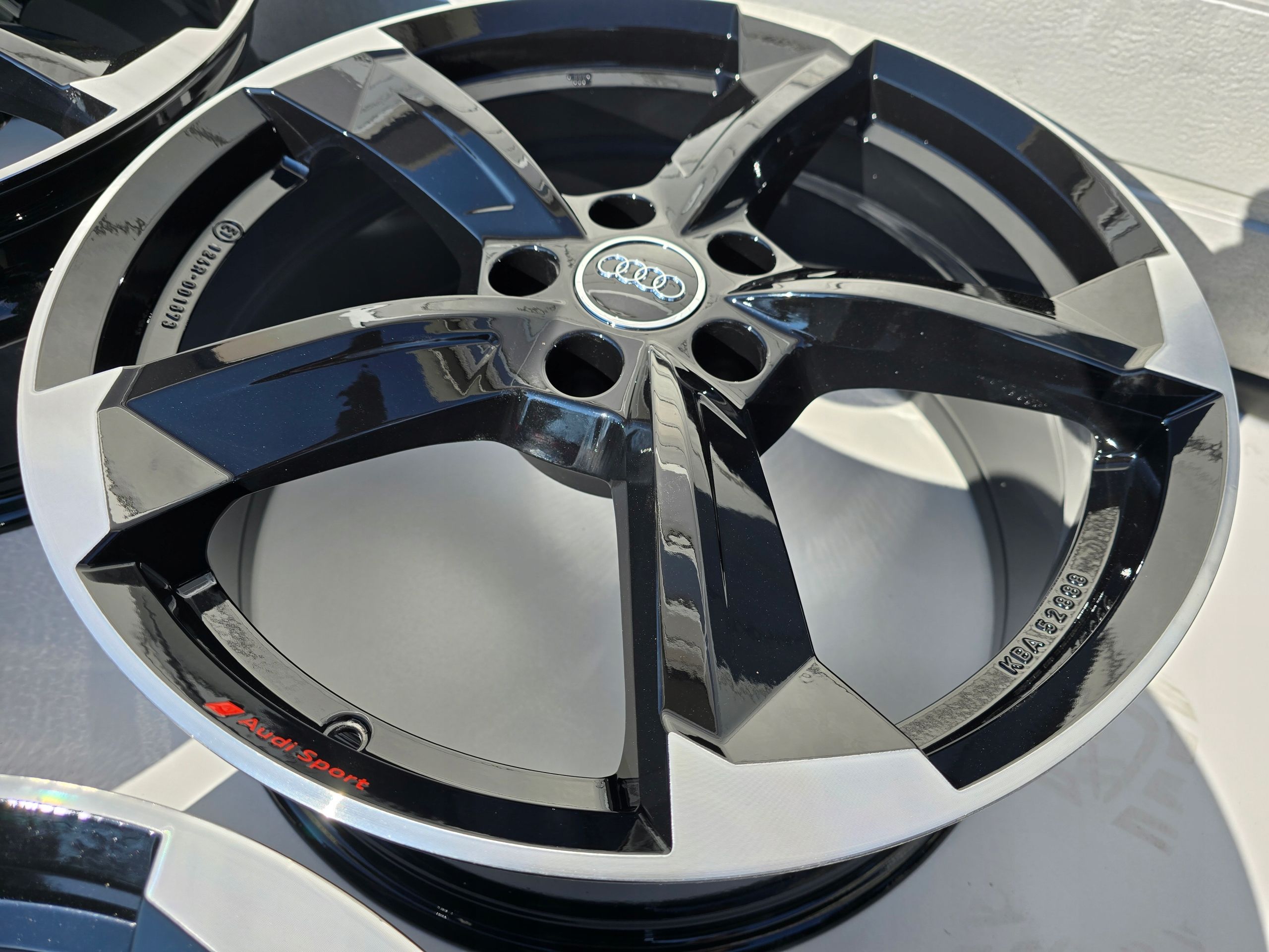 Audi A6 C7 C8 A7 A4 B8 B9 Q5 5x112 19'' ET32 8J 4X
