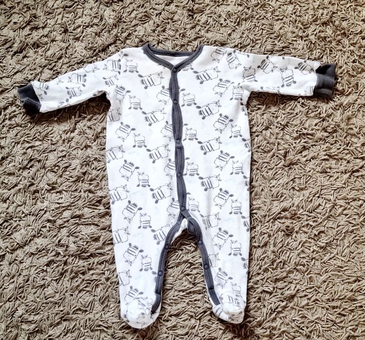 Pajacyk , śpiochy piżama rozmiar 68