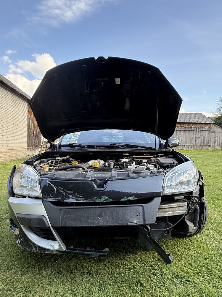 Renault Megane III Coupe 1.5 dCi 2010 • powypadkowe
