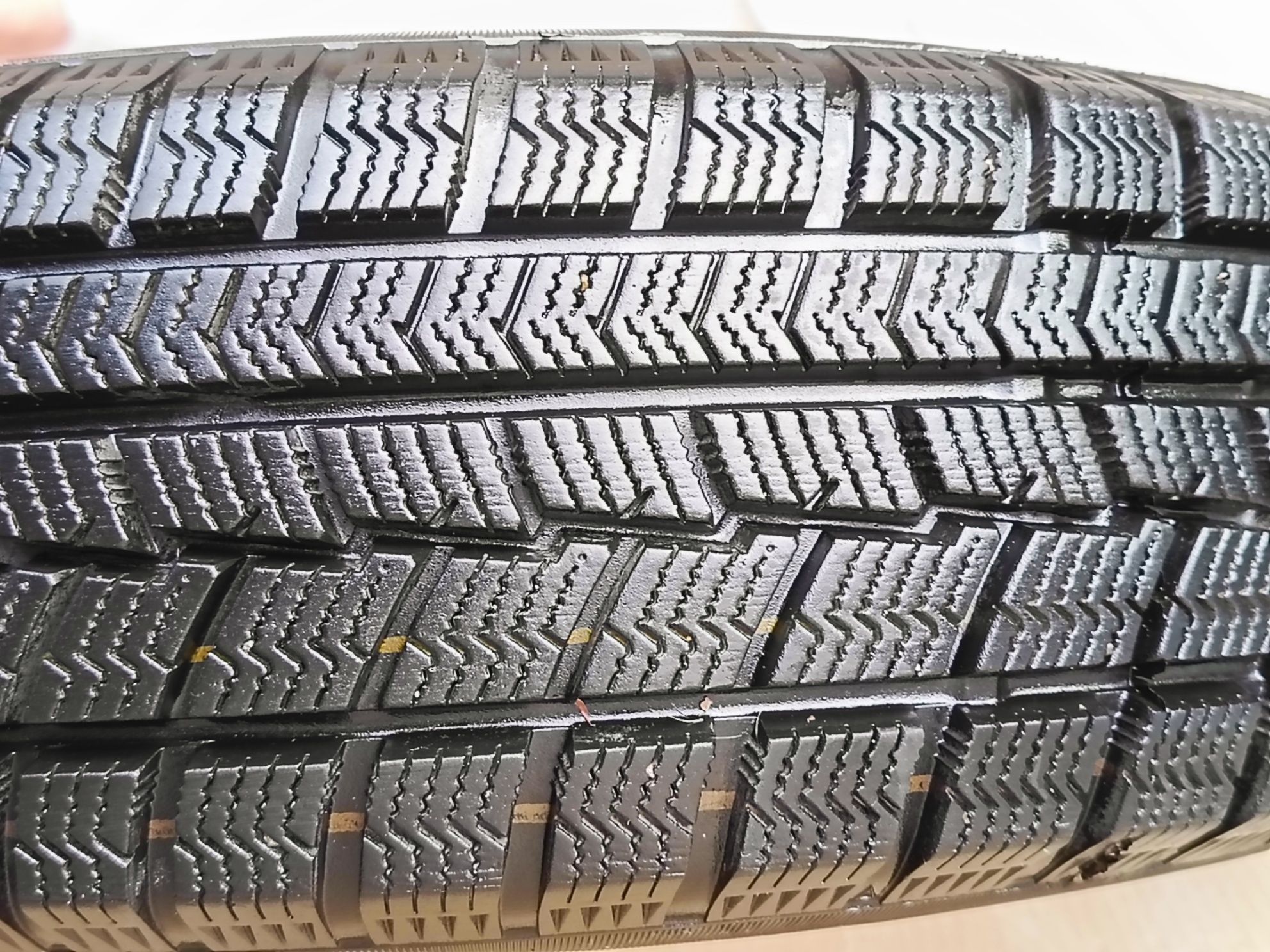 Шини 165/70 R14 зима