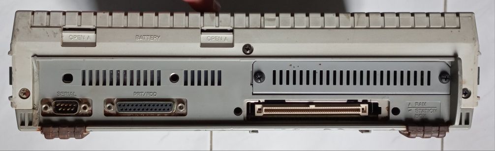 Portátil nixdorf computer dos anos 80