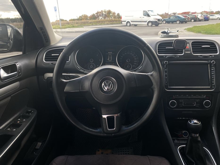 Продам гольф 6 1,6 дизель 2011р