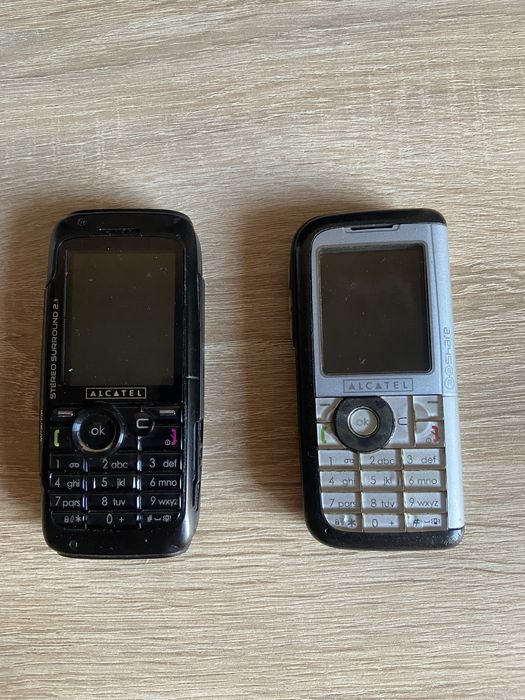 Мобильный телецон Fly