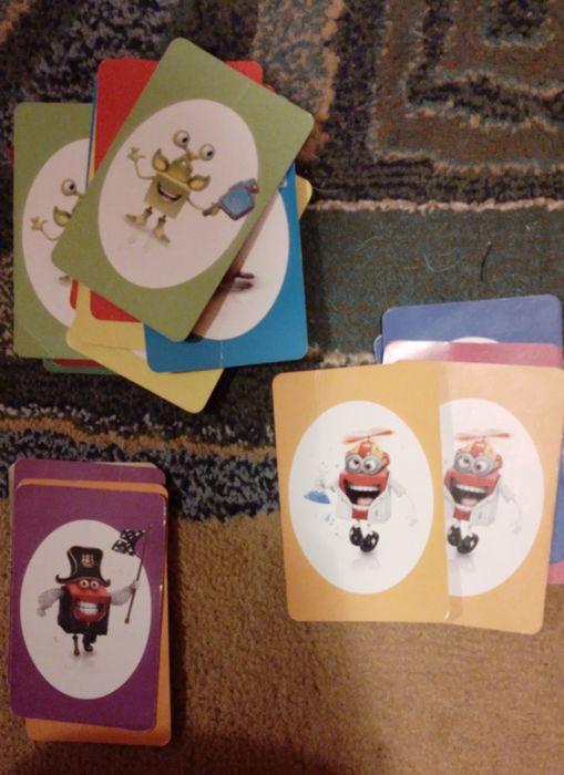 Karty, memo, memory, układanka