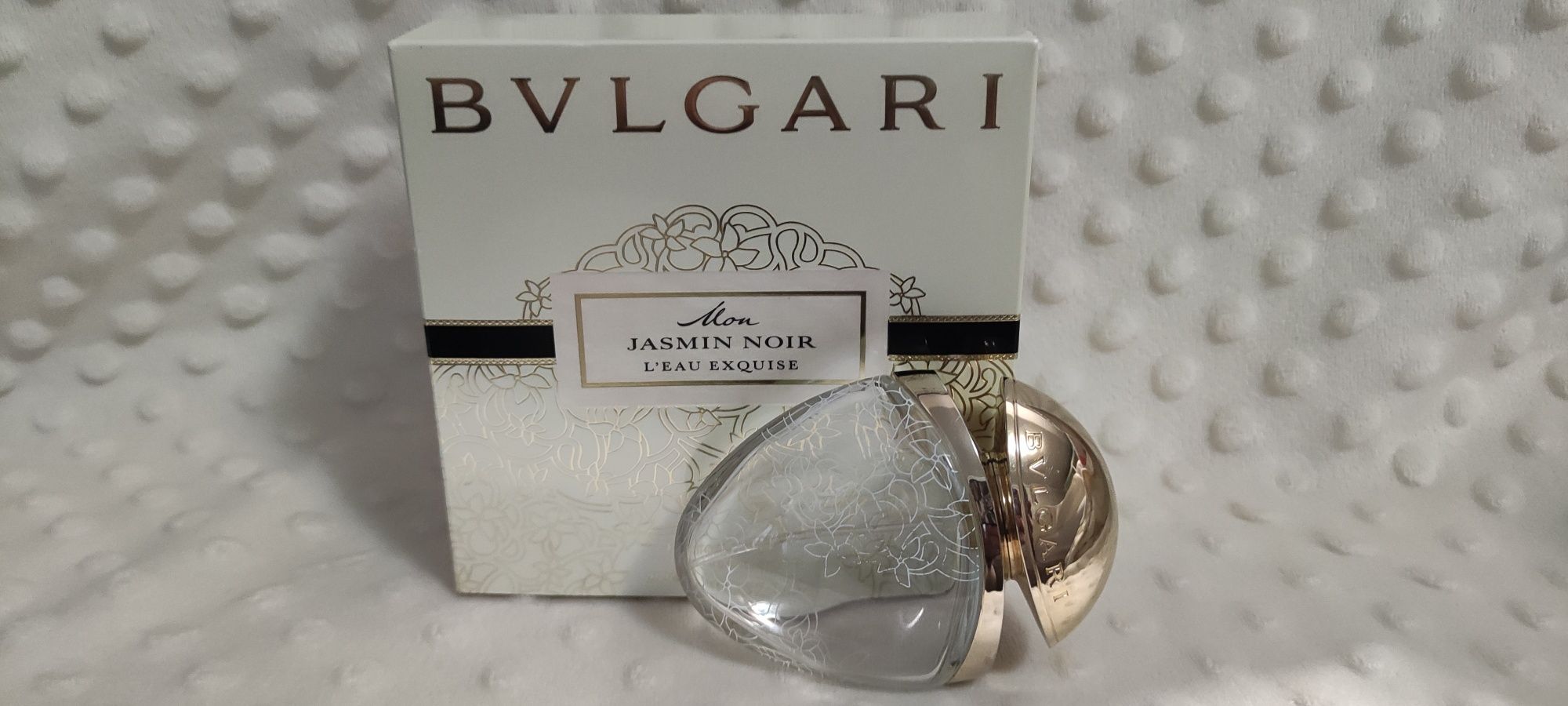 Puste opakowanie perfumach kartonik bvlgari jasmin noir l'eau exquise