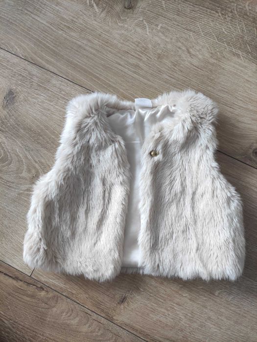 Kamizelka futerko beżowe rozmiar 74 HM
