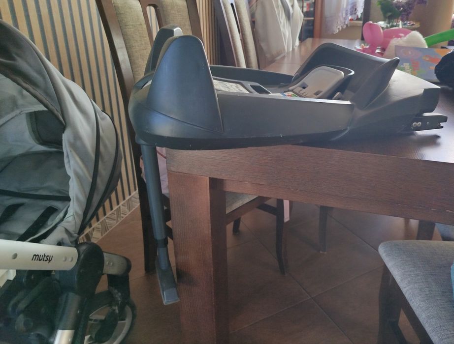 Wózek 2 w 1 mutsy evo. Plus baza z fotelikiem