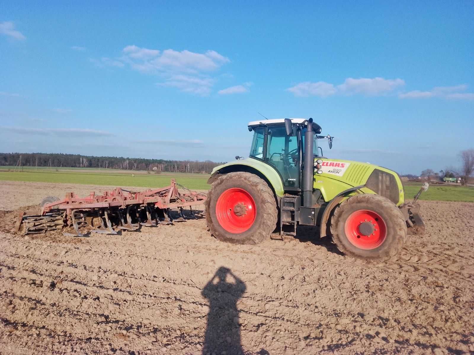 ciągnik rolniczy claas axion 840