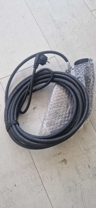 Зарядний пристрій до електромобіля