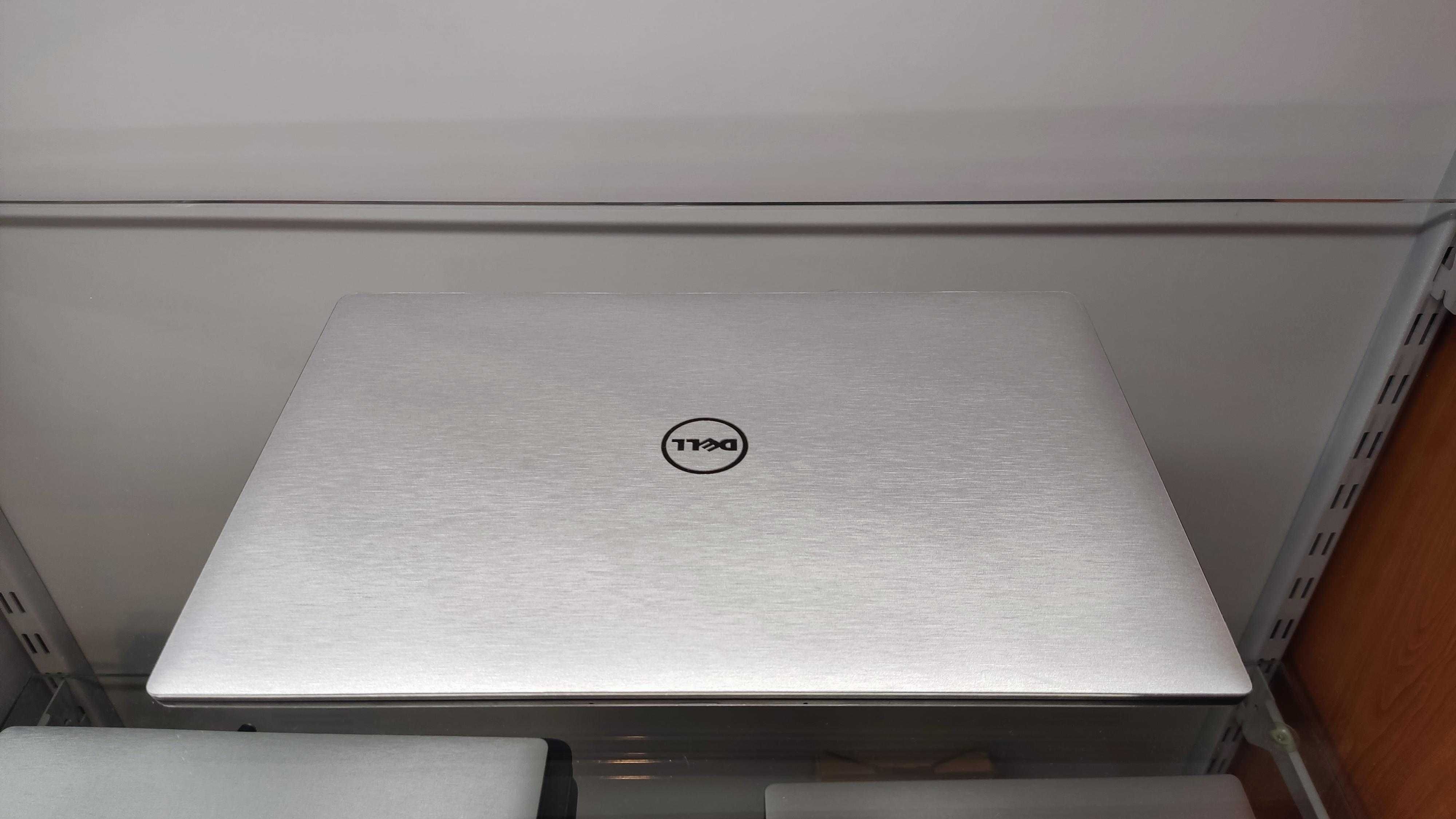 DELL PRECISION 5540 I7 32 GB RAM 1 TB SSD 4K Dotyk W11P LapCenter.pl