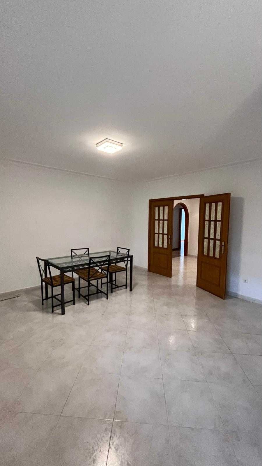 Apartamento nas Colinas do Oriente